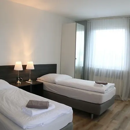 Looks-Inn Viernheim Extérieur photo