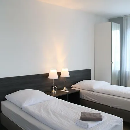 Looks-Inn Viernheim Extérieur photo